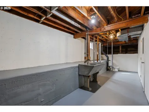 6404 SW Garden Home Road Portland OR 97219