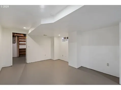 6404 SW Garden Home Road Portland OR 97219