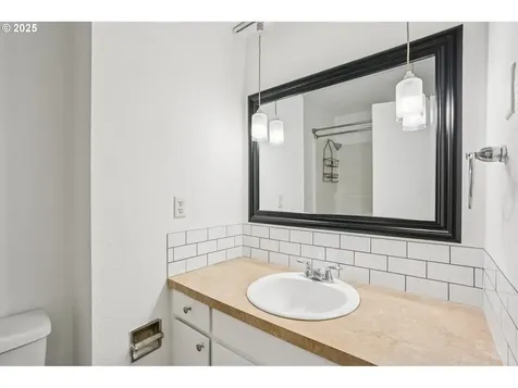 2313 NE 156th Avenue Vancouver WA 98684