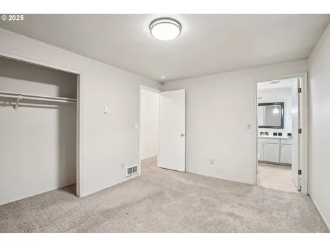 2313 NE 156th Avenue Vancouver WA 98684