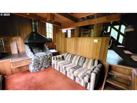 82147 Lost Valley Lane Dexter OR 97431