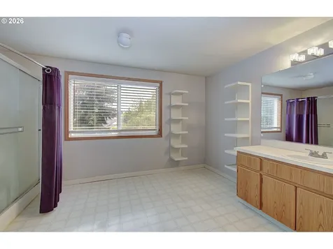 2101 NE 151st Court Vancouver WA 98684