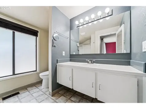 2395 SW 206th Place Beaverton OR 97003