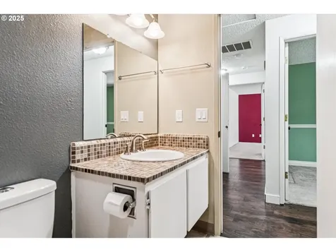 2395 SW 206th Place Beaverton OR 97003