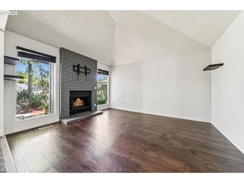 2395 SW 206th Place Beaverton OR 97003