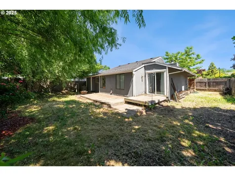 2395 SW 206th Place Beaverton OR 97003