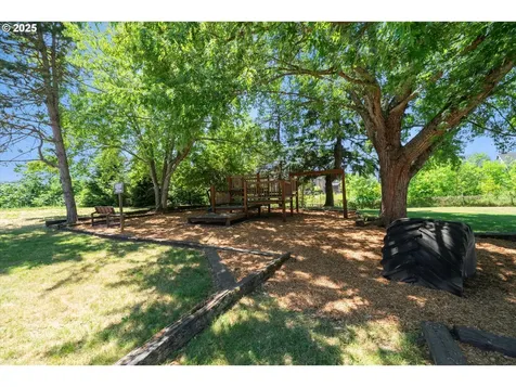 2395 SW 206th Place Beaverton OR 97003