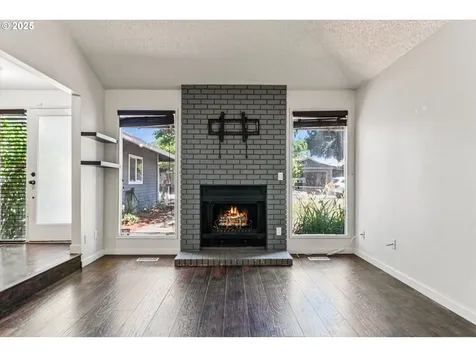 2395 SW 206th Place Beaverton OR 97003