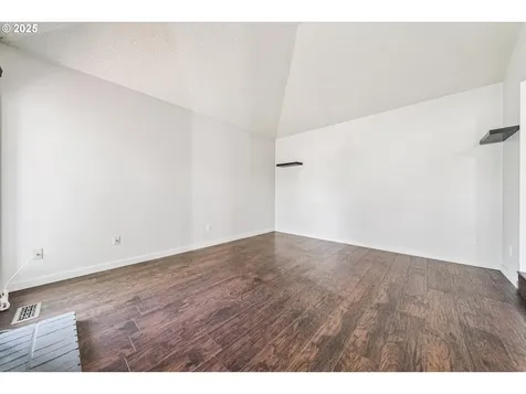 2395 SW 206th Place Beaverton OR 97003