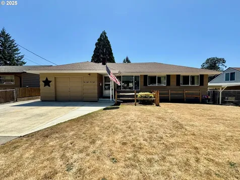 2818 I Street Washougal WA 98671