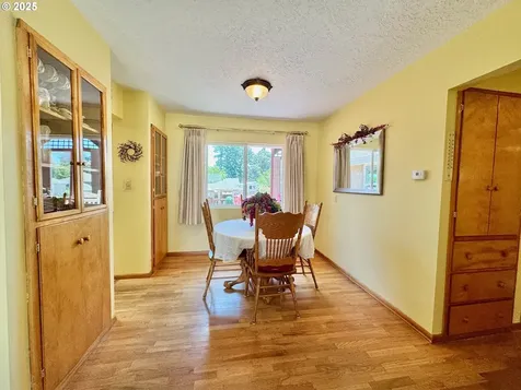 2818 I Street Washougal WA 98671