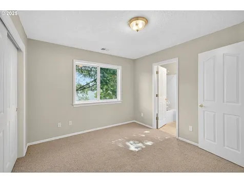 21401 NE Shore Drive Fairview OR 97024