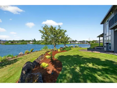 21401 NE Shore Drive Fairview OR 97024