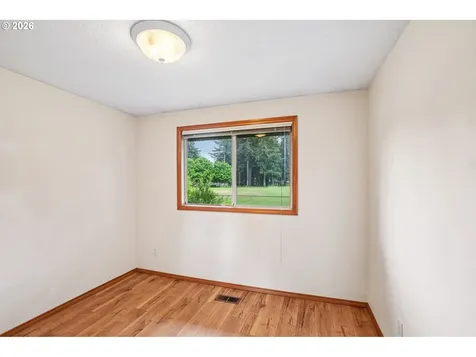 176 NE 172nd Avenue Portland OR 97230