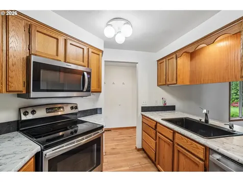 176 NE 172nd Avenue Portland OR 97230