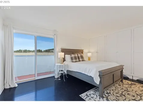 1116 SW 51 Street Lincoln City OR 97367