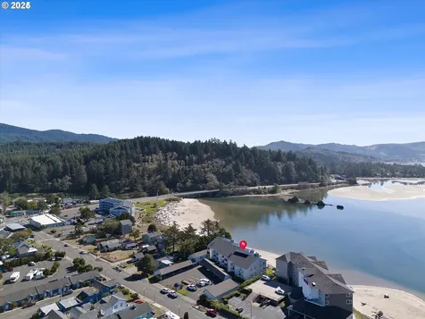 1116 SW 51 Street Lincoln City OR 97367