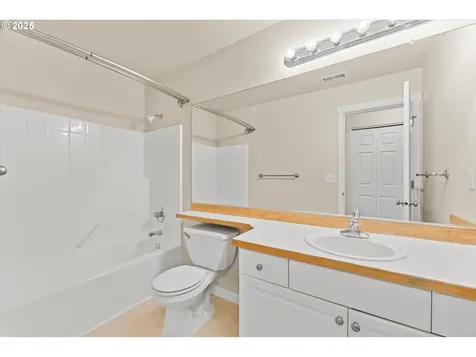5796 NE Canard Court Hillsboro OR 97124