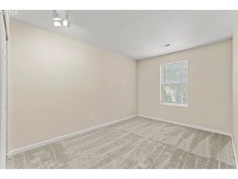 5796 NE Canard Court Hillsboro OR 97124