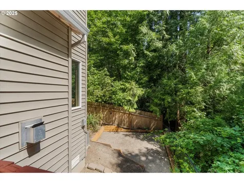 5796 NE Canard Court Hillsboro OR 97124