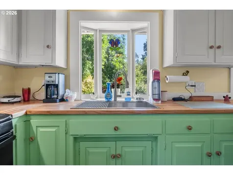 620 9th Avenue SW Albany OR 97321