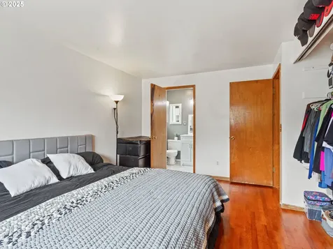 13805 NE Fremont Court Portland OR 97230
