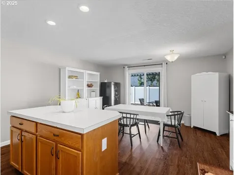 17402 SE 18th Street Vancouver WA 98683
