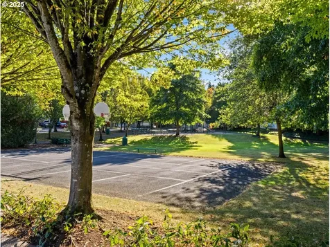 17402 SE 18th Street Vancouver WA 98683