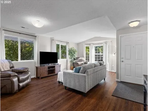 17402 SE 18th Street Vancouver WA 98683