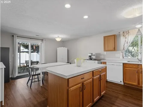 17402 SE 18th Street Vancouver WA 98683
