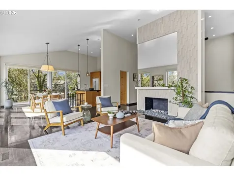 5202 SW Northwood Avenue Portland OR 97239