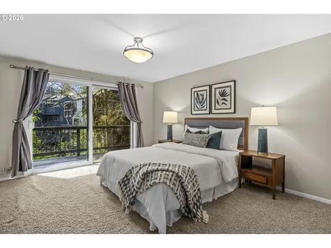 5202 SW Northwood Avenue Portland OR 97239