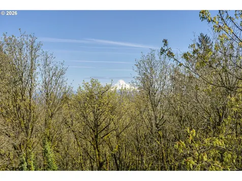 5202 SW Northwood Avenue Portland OR 97239