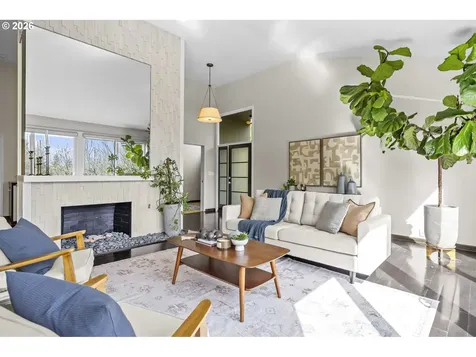 5202 SW Northwood Avenue Portland OR 97239