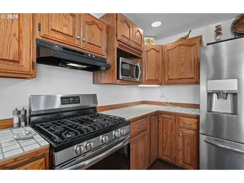406 W C Street Rainier OR 97048