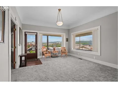 406 W C Street Rainier OR 97048