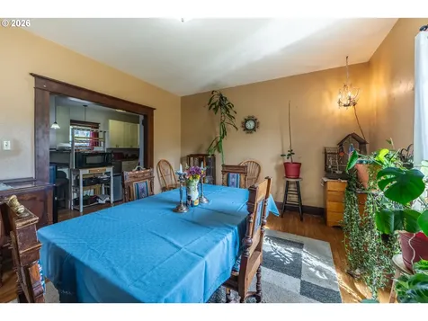 1111 E 9th Street The Dalles OR 97058