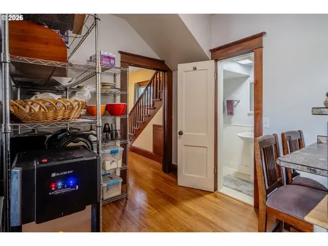1111 E 9th Street The Dalles OR 97058