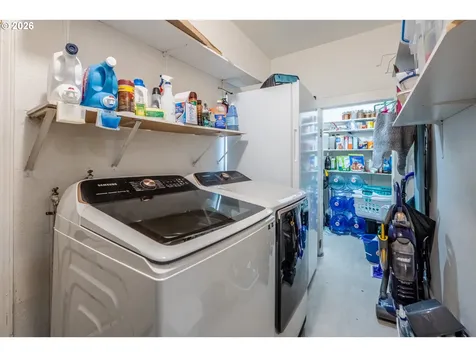 1111 E 9th Street The Dalles OR 97058