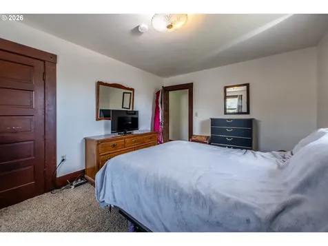 1111 E 9th Street The Dalles OR 97058