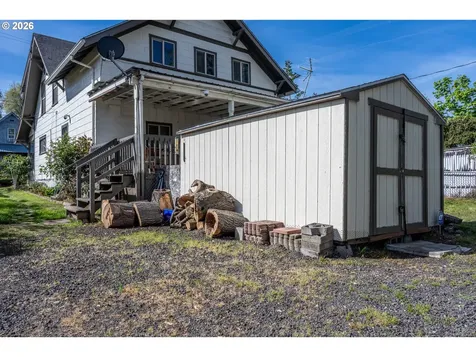1111 E 9th Street The Dalles OR 97058