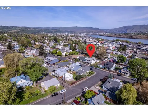 1111 E 9th Street The Dalles OR 97058