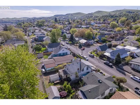 1111 E 9th Street The Dalles OR 97058
