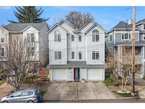 3329 SE Waverleigh Boulevard Portland OR 97202
