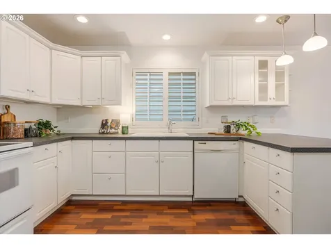 3329 SE Waverleigh Boulevard Portland OR 97202