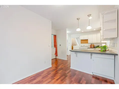 3329 SE Waverleigh Boulevard Portland OR 97202