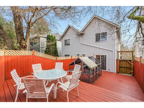 3329 SE Waverleigh Boulevard Portland OR 97202