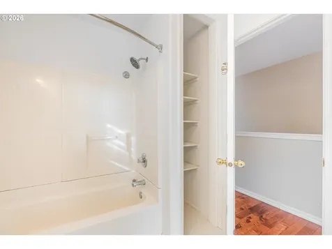 3329 SE Waverleigh Boulevard Portland OR 97202