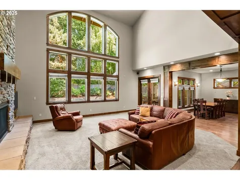 8585 NW Copeland Street Portland OR 97229