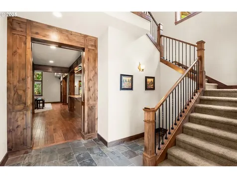 8585 NW Copeland Street Portland OR 97229